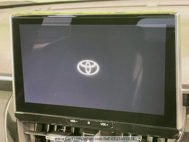 toyota corolla-cross 2024 CFJ1493804 image 2