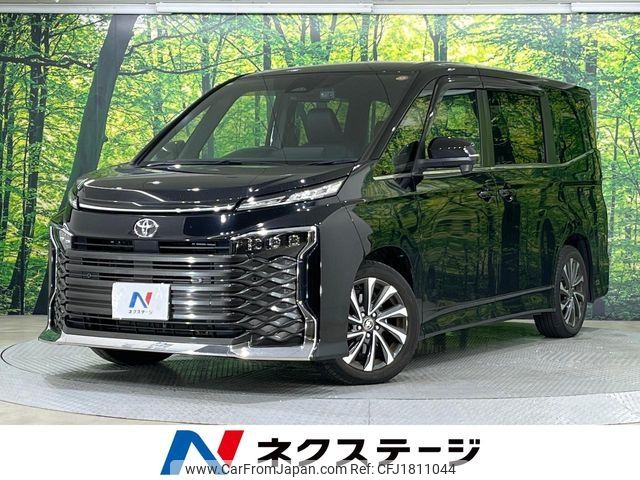 toyota voxy 2023 CFJ1811044 image 1