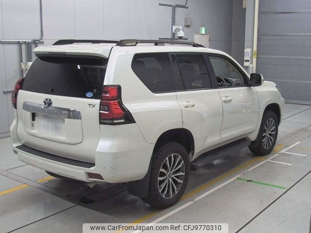 toyota land-cruiser-prado 2019 -TOYOTA--Land Cruiser Prado TRJ150W-0105608---TOYOTA--Land Cruiser Prado TRJ150W-0105608- image 2