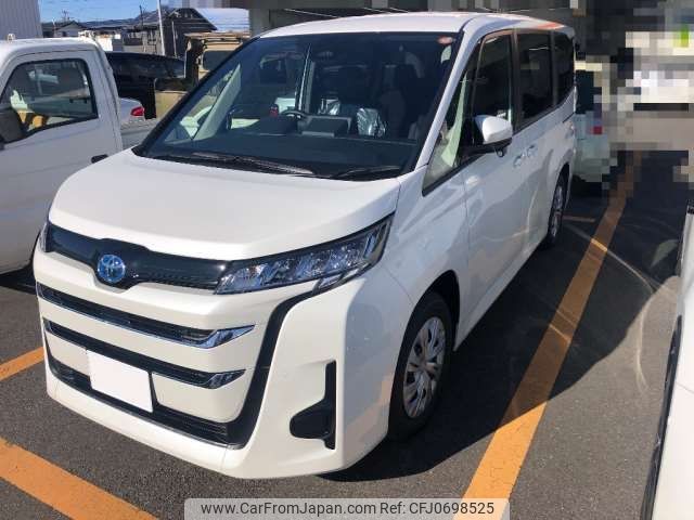 toyota noah 2025 CFJ0698525 image 1