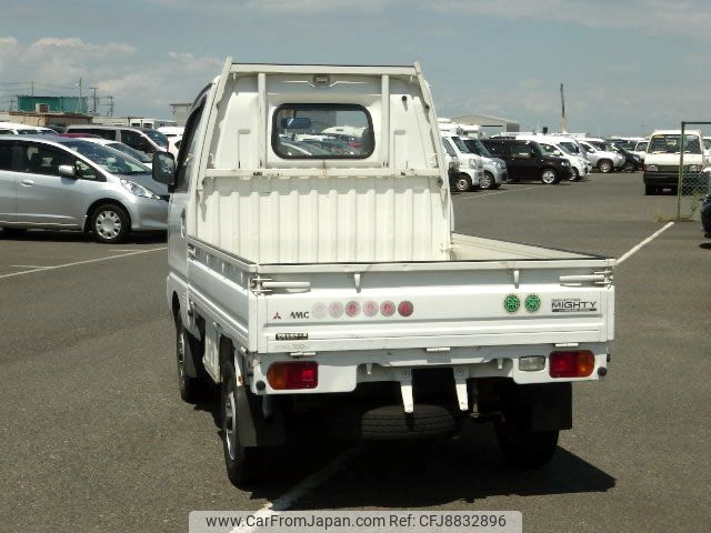 mitsubishi minicab-truck 1993 No.14949 image 2