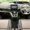 nissan serena 2017 CFJ1653561 image 3