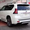 toyota land-cruiser-prado 2020 24411321 image 8