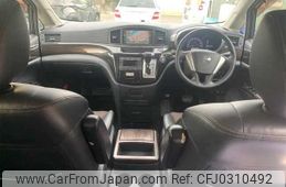 nissan elgrand 2010 TE3948