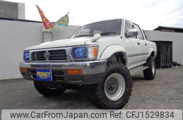 toyota hilux-pick-up 1996 CFJ1529834