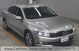 volkswagen passat 2016 CFJ1769973