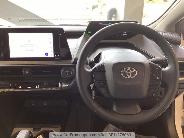 toyota prius 2023 quick_quick_ZVW60_ZVW60-4013326 image 2