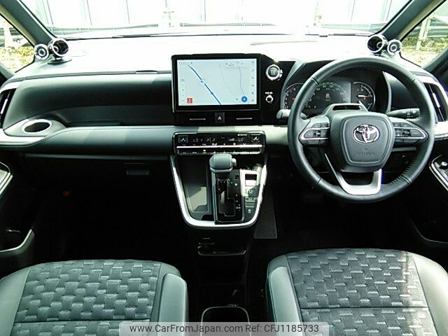 toyota voxy 2022 -TOYOTA--Voxy 6BA-MZRA90W--MZRA90-0004766---TOYOTA--Voxy 6BA-MZRA90W--MZRA90-0004766- image 2