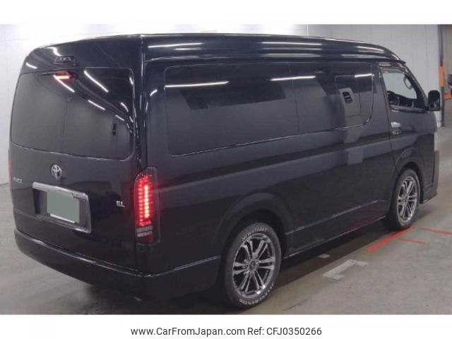 toyota hiace-wagon 2022 quick_quick_3BA-TRH214W_0061523 image 2