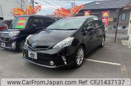 toyota prius-α 2012 CFJ1437137
