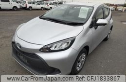 toyota aqua 2022 CFJ1833867
