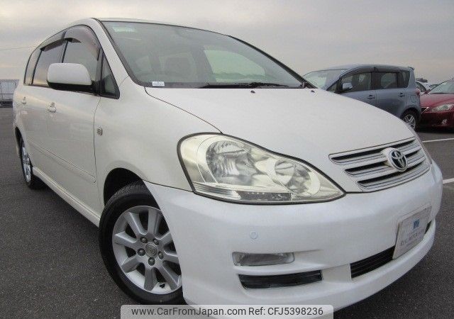 Toyota ipsum 2009