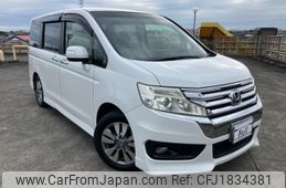 honda stepwagon 2012 CFJ1834381