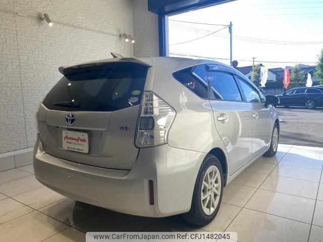 toyota prius-α 2014 CFJ1482045 image 2