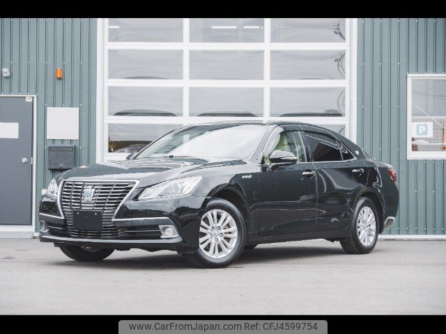 toyota crown 2015 -TOYOTA--Crown AWS211--6002970---TOYOTA--Crown AWS211--6002970- image 1