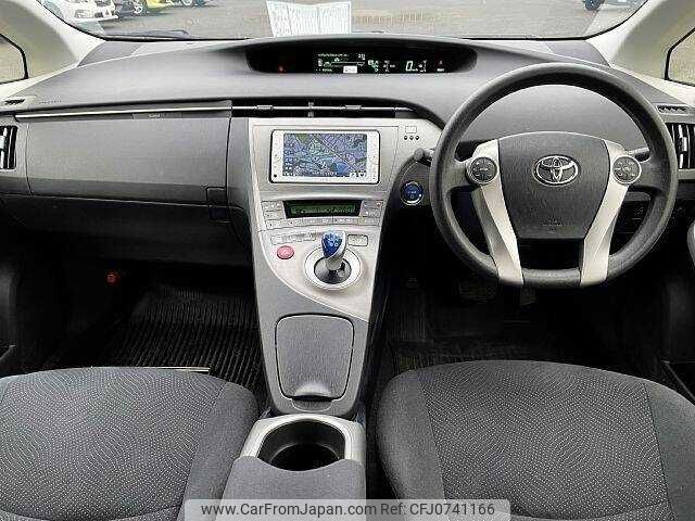 toyota prius 2014 504928-927697 image 1