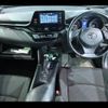 toyota c-hr 2018 quick_quick_DAA-ZYX10_2134448 image 3