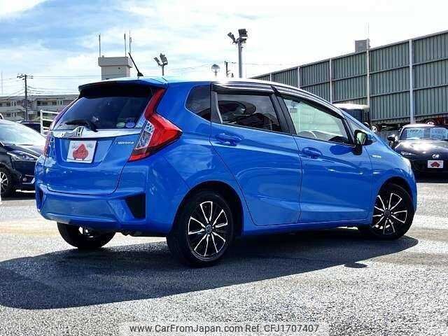 honda fit-hybrid 2013 CFJ1707407 image 2