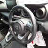 toyota yaris-cross 2023 CFJ1633346 image 12