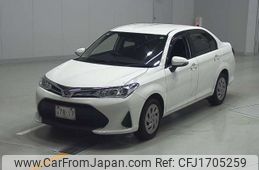 toyota corolla-axio 2018 CFJ1705259