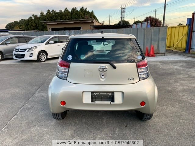 京商 TOYOTA iQ 2009 (No.JC60001YL) 2009 Toyota Iq DBA-KGJ10 2WD - Car Price $1,798