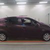 toyota aqua 2014 quick_quick_DAA-NHP10_NHP10-2342823 image 7