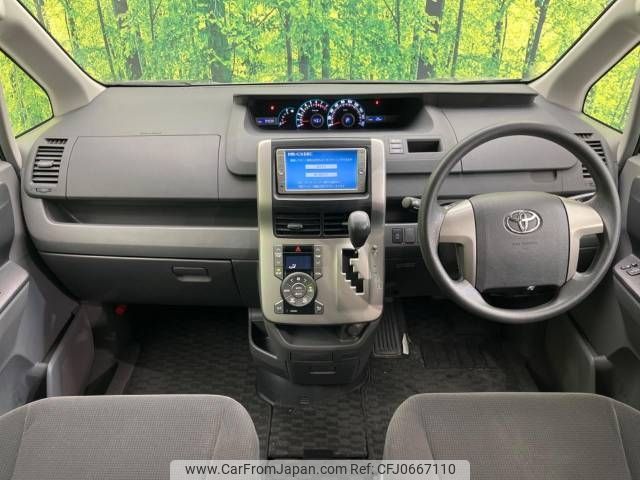 toyota voxy 2010 -TOYOTA--Voxy DBA-ZRR70G--ZRR70-0305946---TOYOTA--Voxy DBA-ZRR70G--ZRR70-0305946- image 2