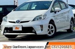 toyota prius 2015 -TOYOTA--Prius DAA-ZVW30--ZVW30-1986041---TOYOTA--Prius DAA-ZVW30--ZVW30-1986041-