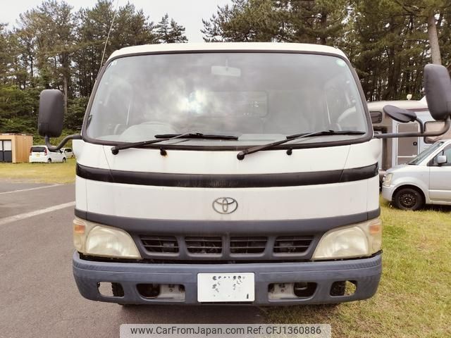 toyota dyna-truck 2005 CFJ1360886 image 2