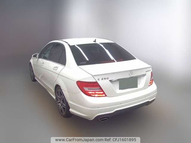 mercedes-benz c-class 2012 CFJ1601895 image 2