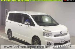 toyota voxy 2012 CFJ1530006