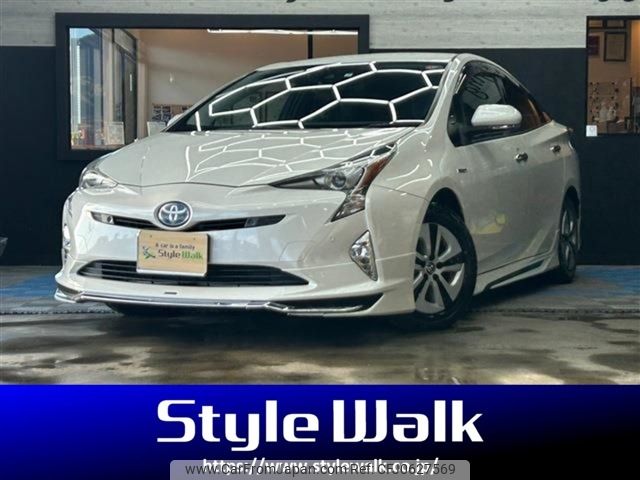 toyota prius 2018 -TOYOTA--Prius DAA-ZVW51--ZVW51-6065792---TOYOTA--Prius DAA-ZVW51--ZVW51-6065792- image 1