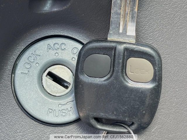nissan otti 2005 CFJ1562880 image 2
