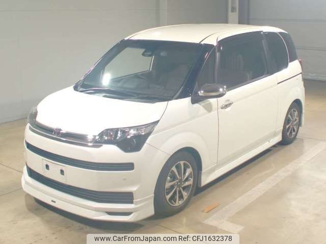 toyota spade 2017 CFJ1632378 image 1