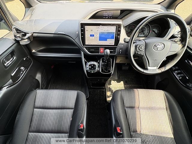 toyota voxy 2019 -TOYOTA--Voxy DBA-ZRR85W--ZRR85-0114722---TOYOTA--Voxy DBA-ZRR85W--ZRR85-0114722- image 2