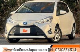 toyota vitz 2017 -TOYOTA--Vitz DAA-NHP130--NHP130-2000203---TOYOTA--Vitz DAA-NHP130--NHP130-2000203-