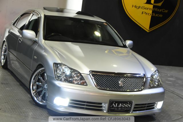 toyota crown-athlete-series 2004 CARSENSOR_JP_AU3894304872 image 1