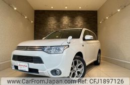 mitsubishi outlander-phev 2014 CFJ1897126