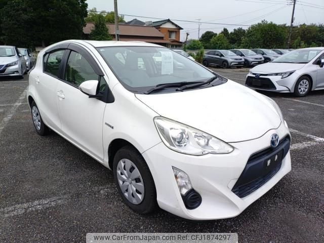 toyota aqua 2016 CFJ1874297 image 2