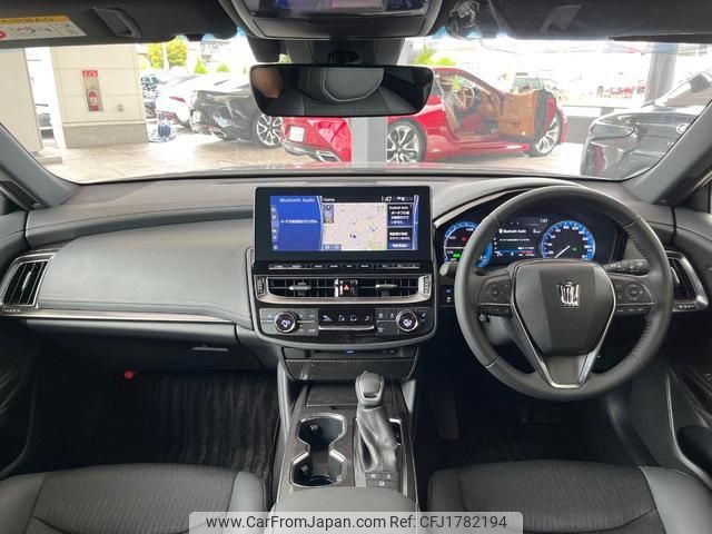 toyota crown-hybrid 2020 CFJ1782194 image 2