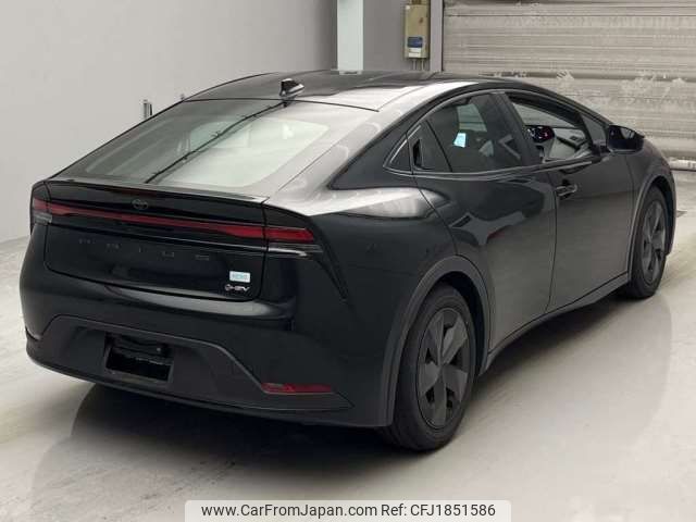 toyota prius 2024 CFJ1851586 image 2