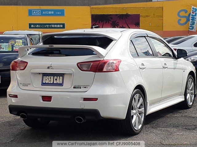 mitsubishi galant-fortis 2014 CFJ9005408 image 2