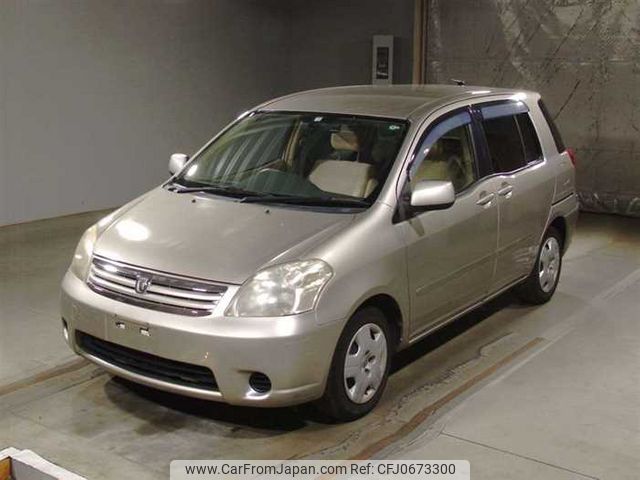 toyota raum 2004 22494 image 2