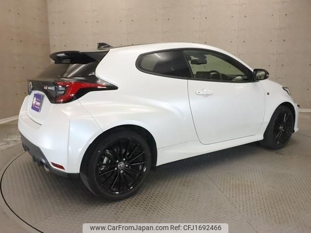 toyota yaris 2022 CFJ1692466 image 2