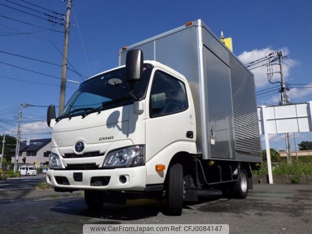 toyota dyna-truck 2020 quick_quick_2RG-XZC605_XZC605-0027345 image 1