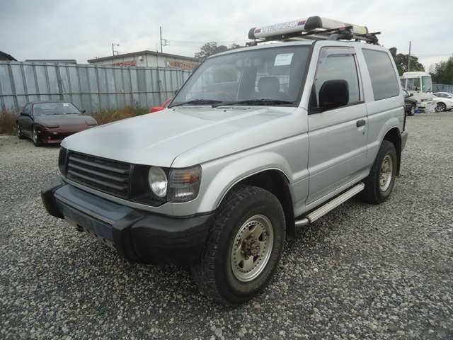 mitsubishi pajero 1991 19004D image 1