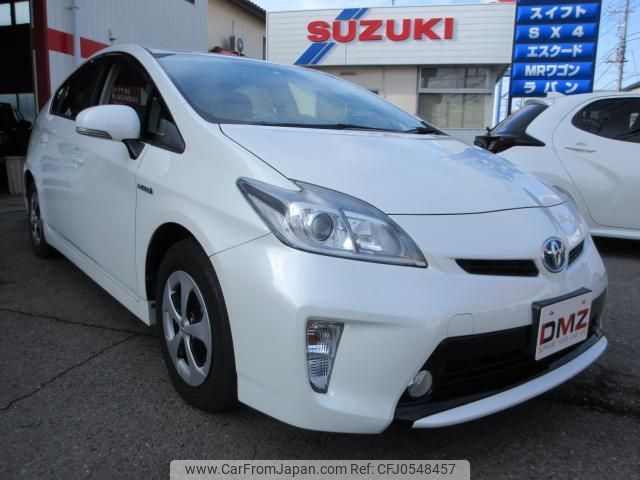 toyota prius 2013 quick_quick_DAA-ZVW30_5571383 image 2