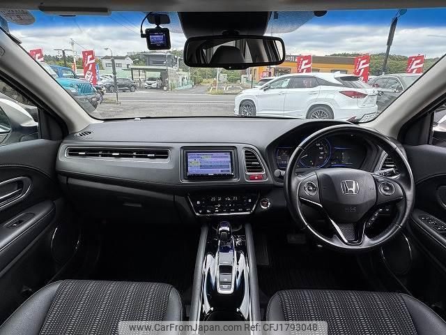 honda vezel 2015 CFJ1793048 image 2