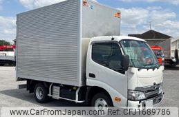 hino dutro 2024 CFJ1689786
