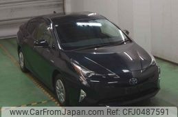 toyota prius 2018 -TOYOTA--Prius ZVW55-8063422---TOYOTA--Prius ZVW55-8063422-